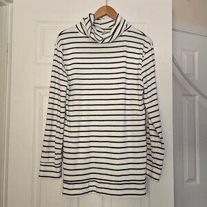 Size medium A New Day turtleneck sweater